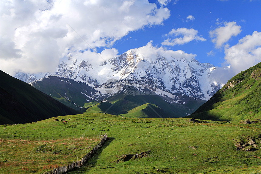 山山脉旅行季节爬坡国家环境旅游生态顶峰日出太阳图片