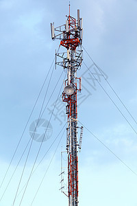 发射塔电视发射机通讯细胞微波技术天空蓝色速度车站图片