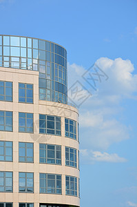 现代办公楼玻璃建筑办公室房子天空商业背景图片
