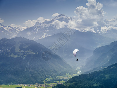 滑翔伞旅行飞行天空活动降落伞空气乐趣风景山脉跳伞高清图片