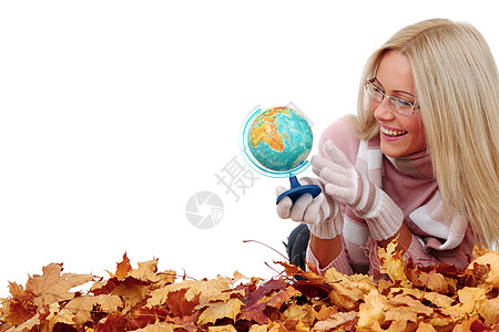 女人手握着地球季节旅行蓝色成人快乐女士毛衣女孩工作室橙子图片