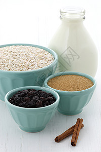 健康和美味的燕麦食品成分稀饭勺子早餐麦片活力谷物节食奶制品食物营养图片