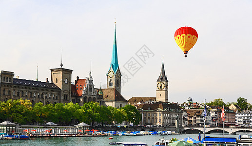 苏黎世市景的主要地标建筑观光气球旅行航班渠道城市教会天线旅游图片