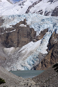 巴塔哥尼亚的冰川岩石地质学风景荒野顶峰登山图片