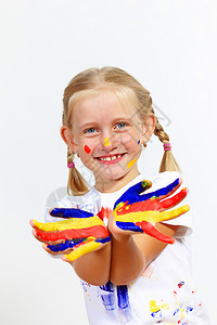 手上涂着油漆的幸福的孩子女孩快乐创造力工艺画家教育绘画艺术品喜悦艺术家图片