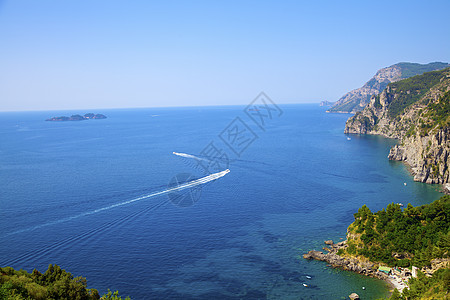 意大利阿马尔菲海岸的景象国家风景海岸场景海岸线蓝色天空旅行悬崖假期图片