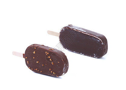两块巧克力包裹的冰淇淋 粘在棍子上食物白色奶油坚果花生甜点涂层调味品塞子香草图片