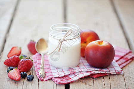 水果和牛奶桃子乡村奶制品产品养分玻璃国家食物午餐农场图片