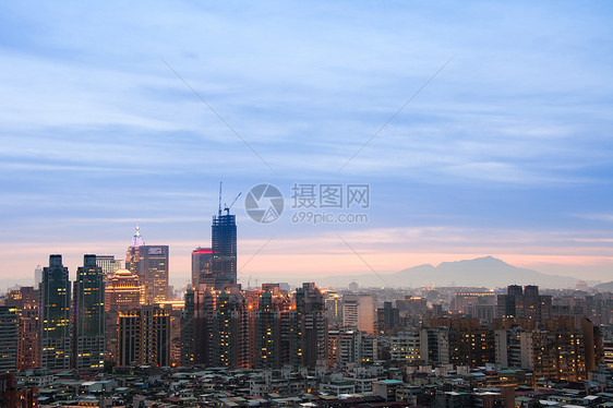现代城市之夜天堂大厦建筑摩天大楼天空风景城市旅行市中心场景图片