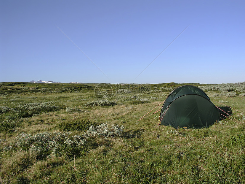 山区野营旅游帐篷远足闲暇游客场景环境旅行阳光冒险图片
