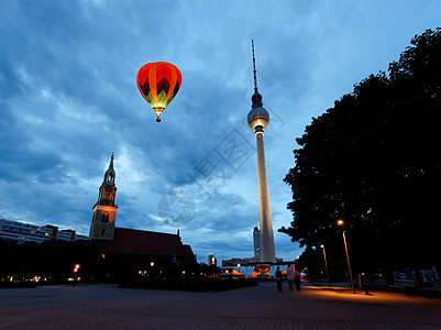 柏林电视塔     出生地辉光尖塔空气正方形首都建筑建筑物广场城市天际图片