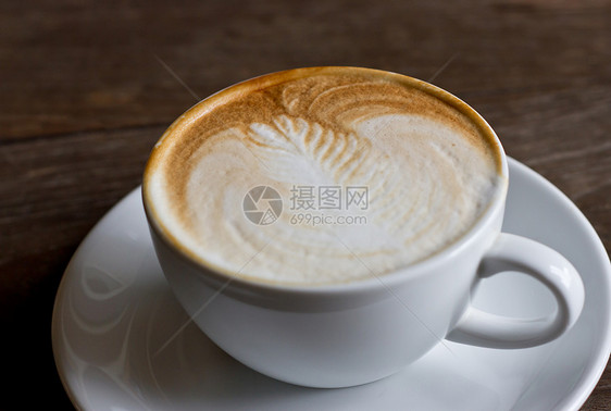 拿铁文化玻璃牛奶美食艺术杯子白色食物咖啡热饮图片