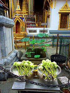 寺庙供奉图片