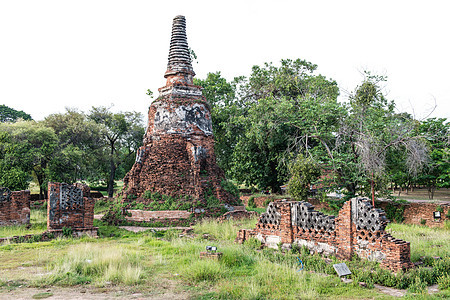 泰国古老城市泰国文化建筑学佛塔雕像石头寺庙游客祷告地标历史性图片