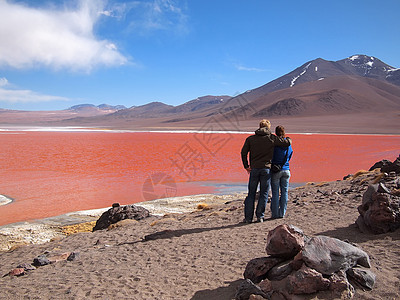 红湖旅游者图片