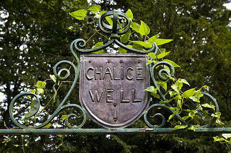 查丽丝 Well英语红色花园精神旅行放松观光国家旅游喷泉图片