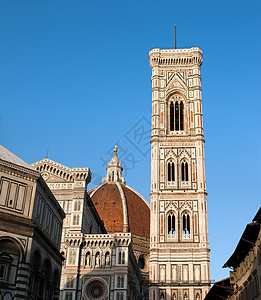 意大利托斯卡纳佛罗伦萨的多莫游客城市钟楼教会旅游艺术天空文化历史性大教堂图片