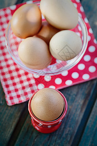 混合鸡蛋饮食午餐勺子杂货食物面包早餐美食木头杯子图片