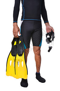 隔离了带有潜水设备的男子浮潜假期黄色黑色泳装潜水员娱乐运动男人游客图片