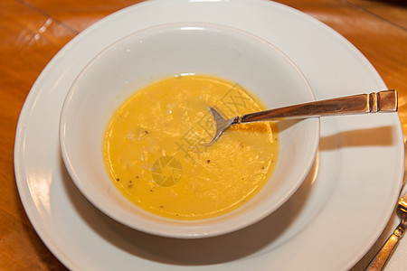 胡桃瓜汤用餐洋葱营养蔬菜香菜勺子饮食液体奶油食物图片