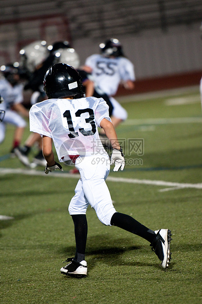 大个球员在防守轮转中的关键作用