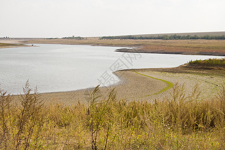 河流草地牧场场景乡村叶子天空河岸太阳运河环境图片