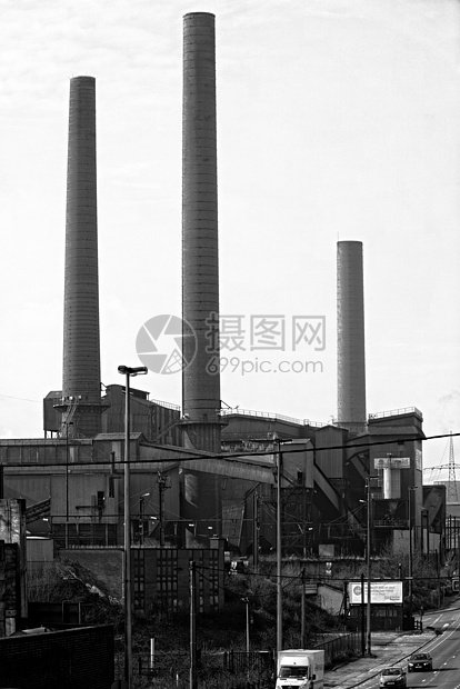 具有工业建筑的风景生产车站煤炭活力管道力量工厂烟囱天空商业图片