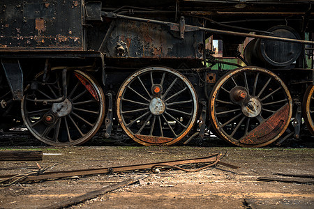 旧工业列车的一部分蒸汽金属车辆旅行引擎机器历史黑色火车货运图片