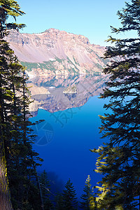 幻影船池塘蓝色火山口火山旅行国家公园山脉树木陨石图片