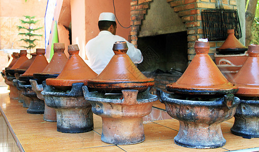 摩洛哥陶瓷炊具烹饪美食食物陶器手工盘子男人市场黏土厨房图片