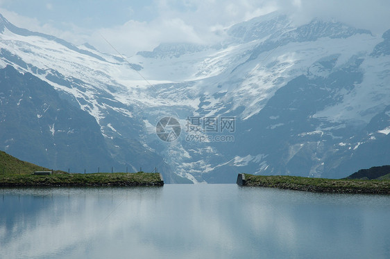 阿尔卑斯湖冰川岩石山脉旅游顶峰图片