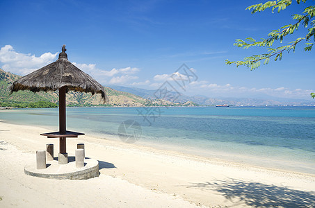 东提摩的迪利附近海滩和海岸异国旅游旅行假期风景游客热带天堂情调图片