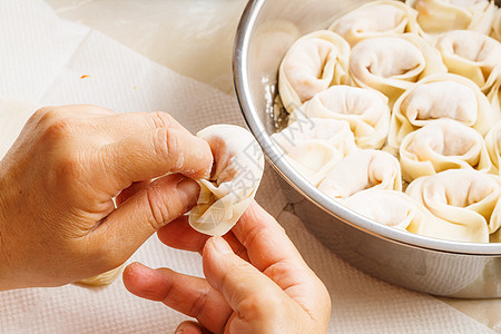 土制节日饺子蔬菜人手手工水角图片