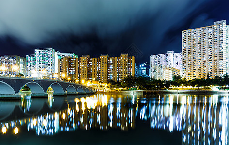 香港住宅区晚上夜里在香港公寓住房民众市中心公寓楼摩天大楼房屋城市景观住宅图片