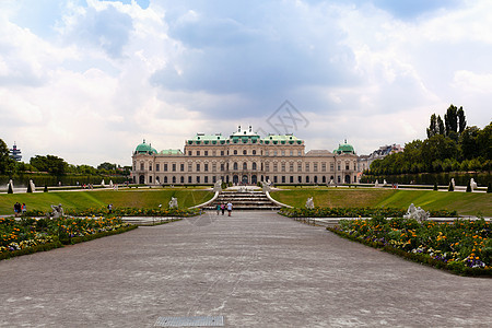 奥地利维也纳贝尔韦代尔宫殿住宅旅行城堡地标反射艺术城市天空历史博物馆图片