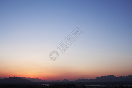 中国山地风景和黄昏天的天空山脉沙漠风光摄影场景气候日落田园陆地地平线图片