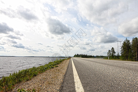 海湾附近公路公园河流海岸巨石荒野松树支撑风景森林天气图片