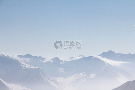 山峰峰天气滑雪阳光首脑季节环境高山旅游童话全景图片