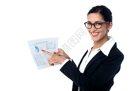 商业女商务人士指出报告中的利润图图片