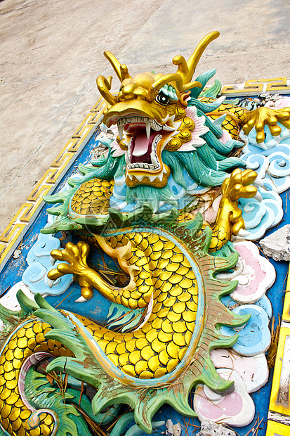 金黄中国龙天空雕像雕塑动物建筑学文化宗教寺庙力量太阳图片