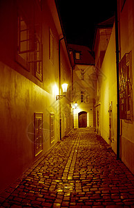 布拉格夜巷背景图片