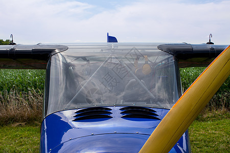 小型飞机驾驶舱技术飞行引擎旅行运输航空学工程蓝色教学假期图片