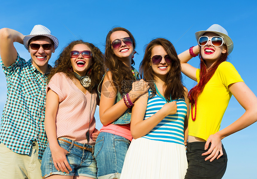 年轻新秀闪耀赛场