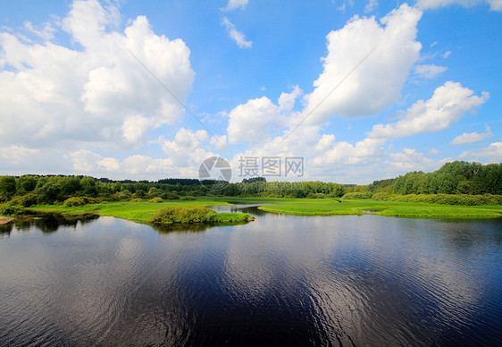 夏季河水库海滩墙纸空气场景天空镜子蓝色生活草地图片