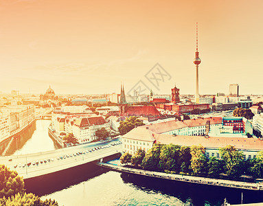 柏林 德国对主要里程碑的看法观光建筑学市政狂欢红色旅行教会全景日落中心图片