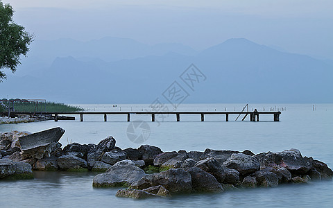 Garda湖的视图图片