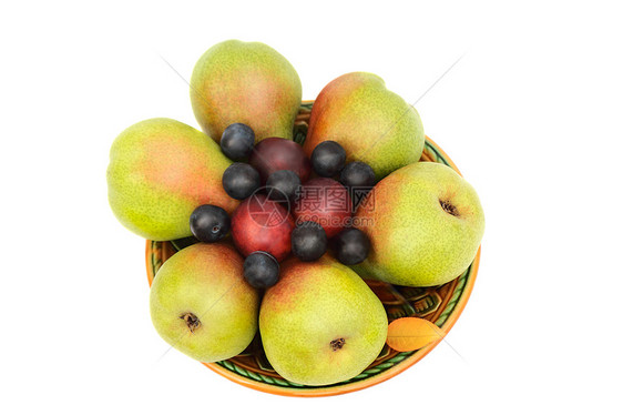 白底盘上的梨子 李子和西梅子园艺食物维生素饮食李子甜点水果美味芳香盘子图片