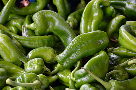 青辣椒绿色寒冷蔬菜胡椒青椒植物香料食物图片