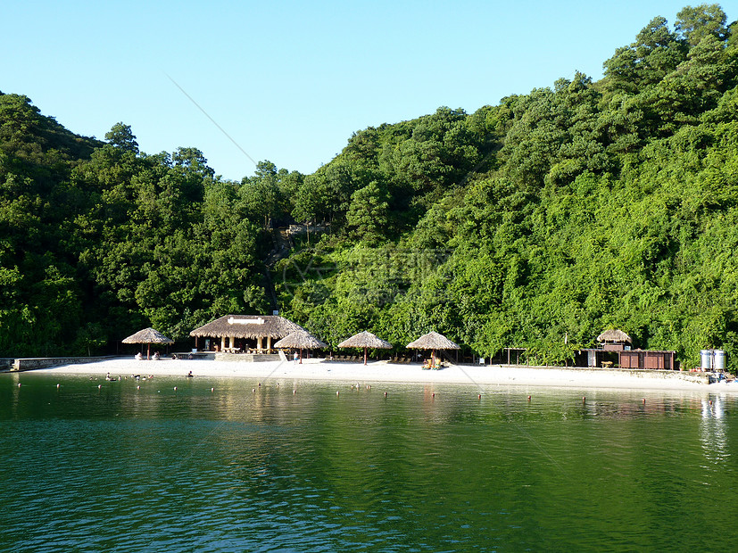 著名的哈隆湾旅游遗产假期岩石文化海景房子天空蓝色海洋图片