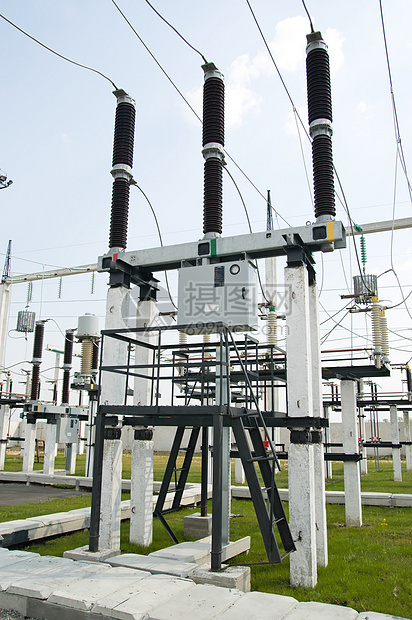 高压分电站的一部分电气生产隔离天空电压工厂变电站电路设施基础设施图片